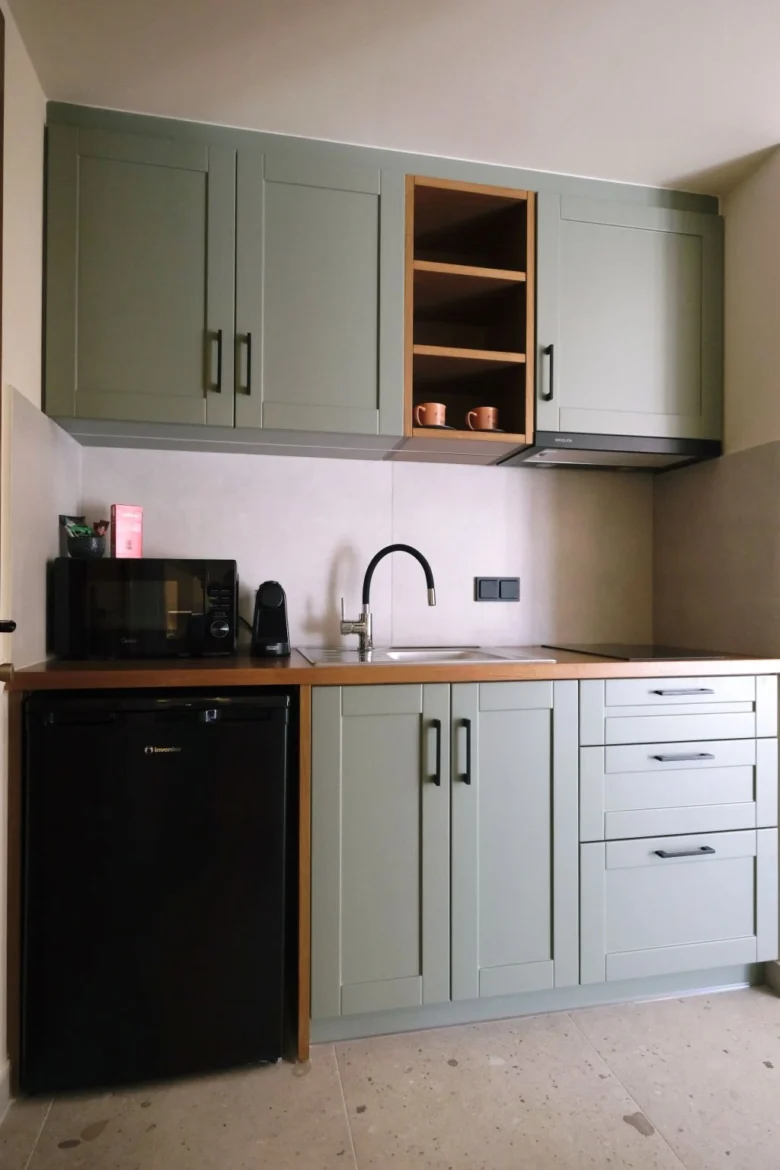 Apartment 203 10