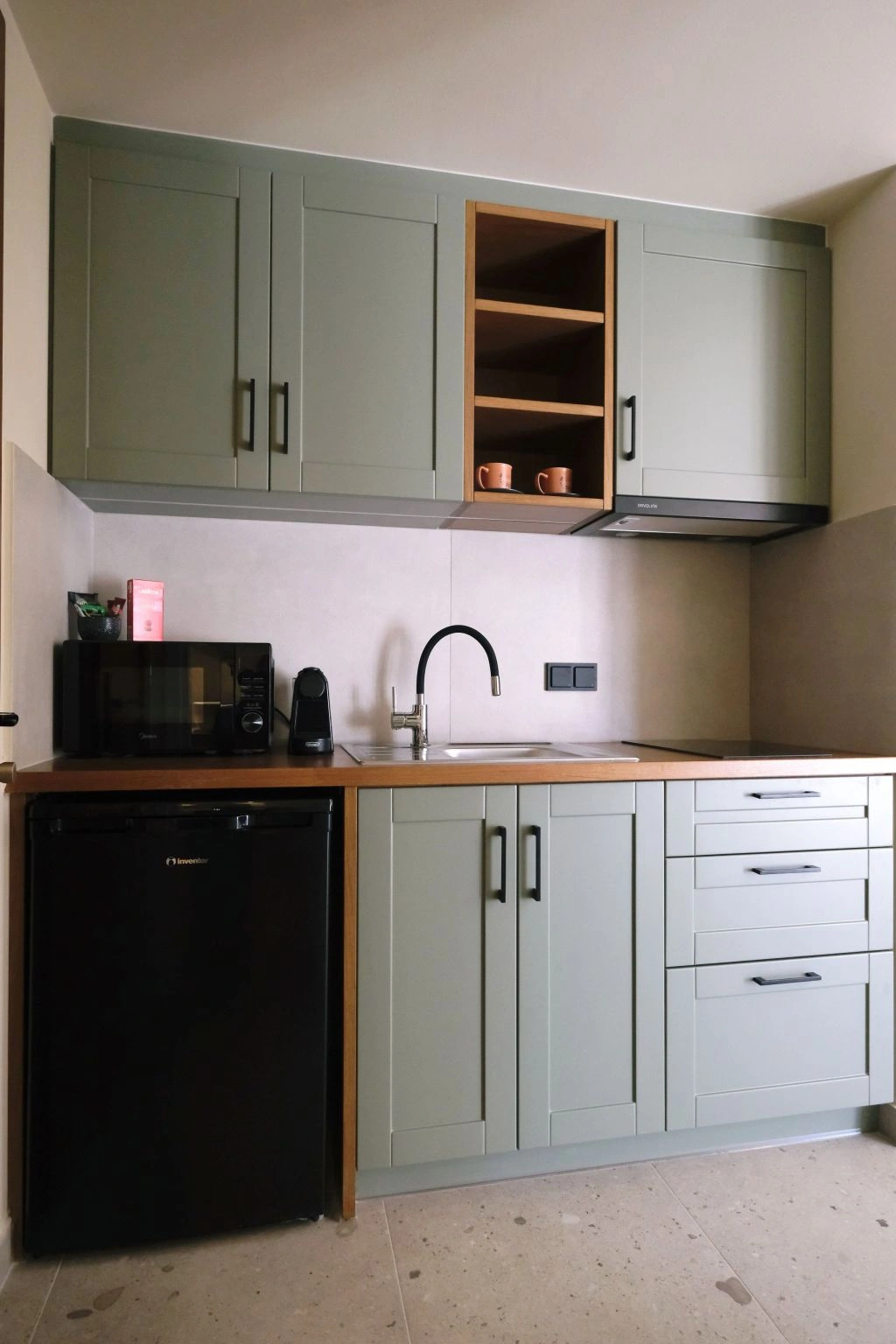 Apartment 203 10