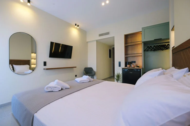 Room 204 2